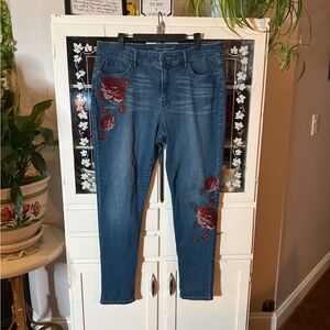 Gloria Vanderbilt Blue Jeans with Red Floral Embroidery